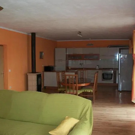 Luka - Pet Friendly Apartment